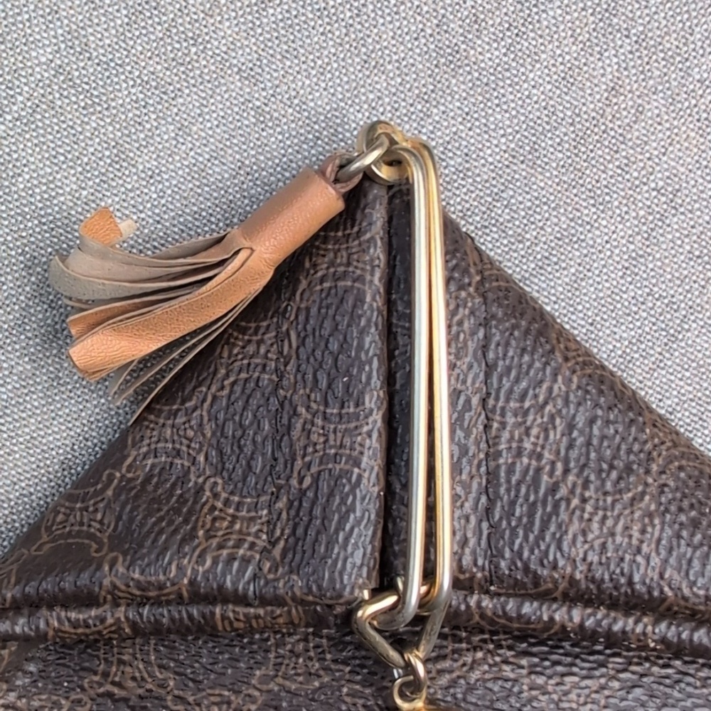 Vintage Celine Macadam Triangular Brown Leather Coin Purse - Picture 4 of 10